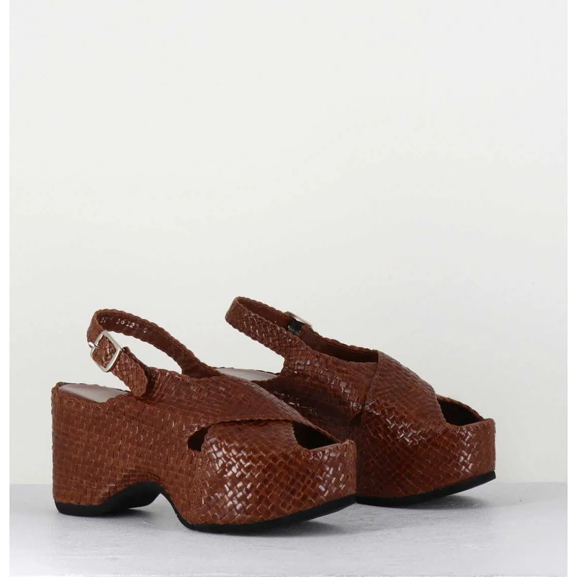 Sandales Compensees En Cuir Tresse Marron - Como23 Brown