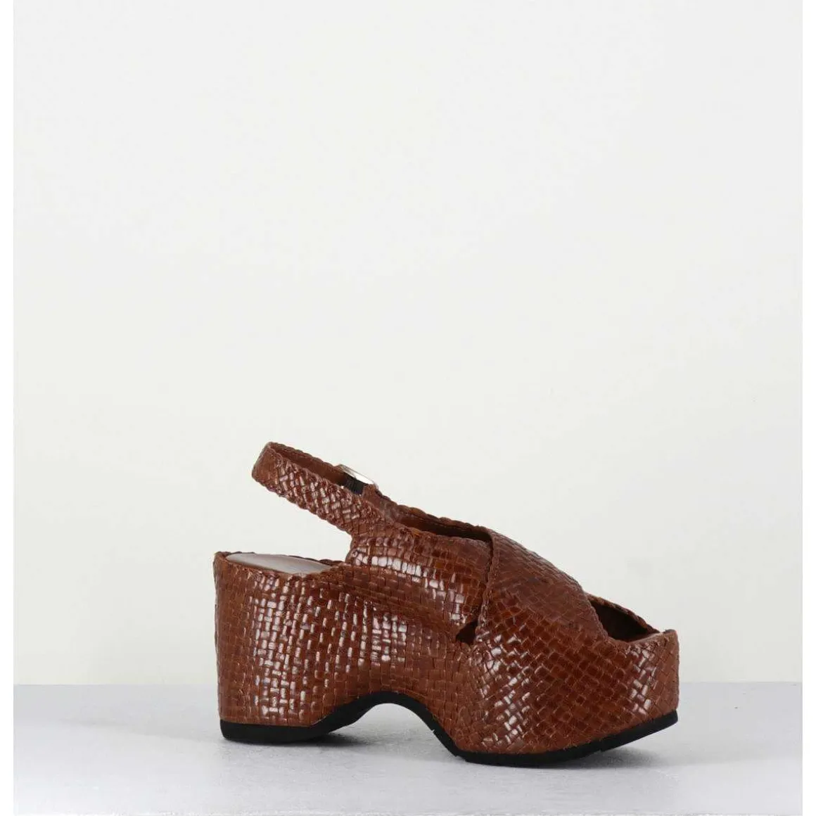 Sandales Compensees En Cuir Tresse Marron - Como23 Brown