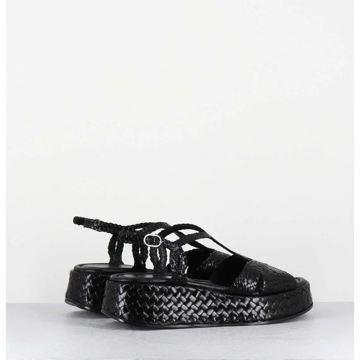 Sandales Compensees En Cuir Tresse Noir - Kati24 Nero