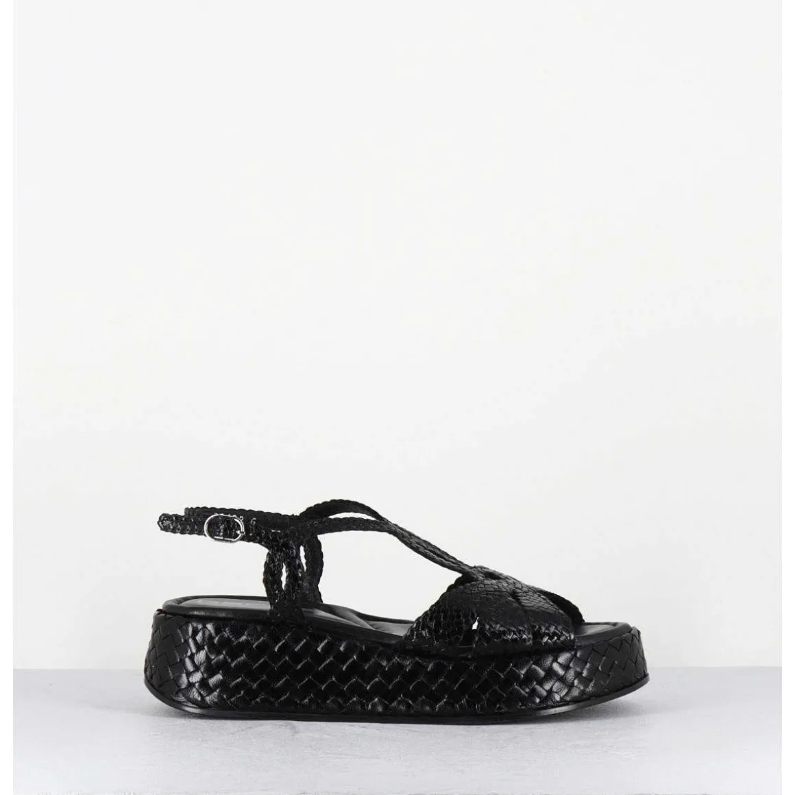 Sandales Compensees En Cuir Tresse Noir - Kati24 Nero