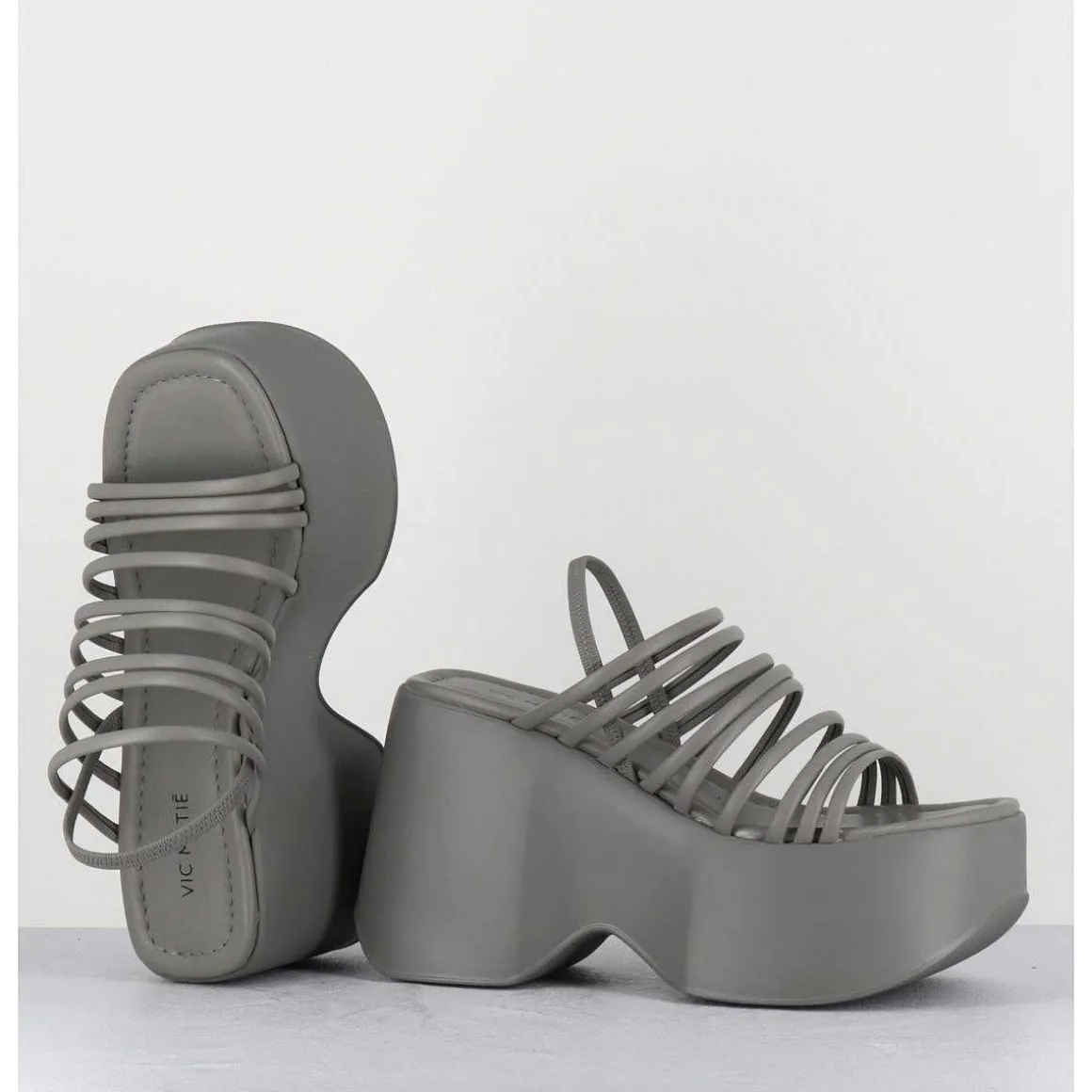 Sandales Compensees Multi-Brides En Cuir Gris - 1C6758D Travel Light
