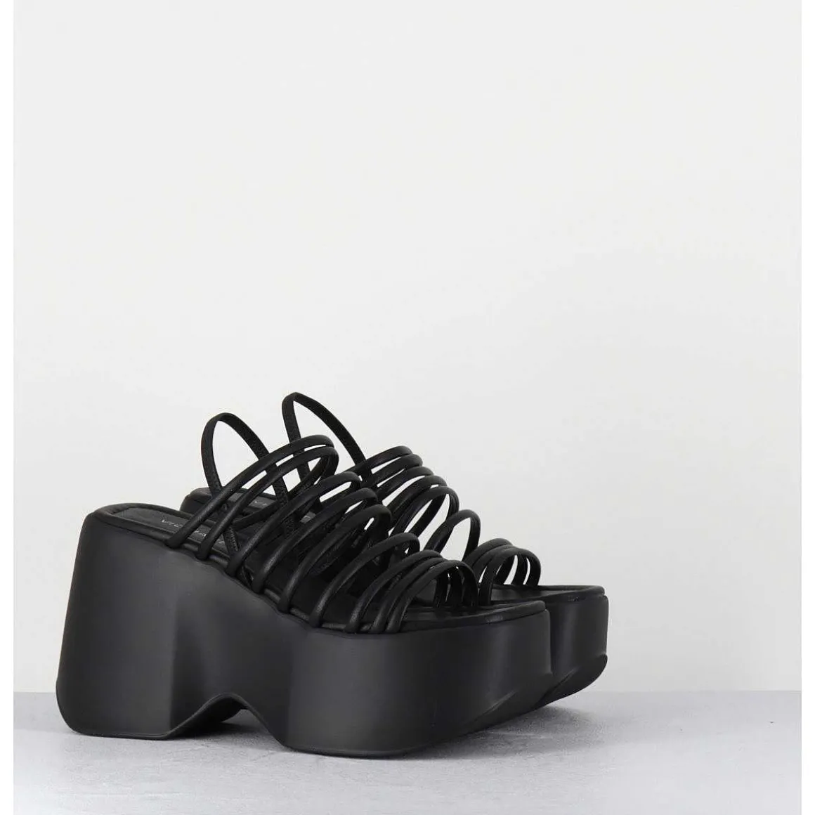 Sandales Compensees Multi-Brides En Cuir Noir - 1C6758D Travel Black