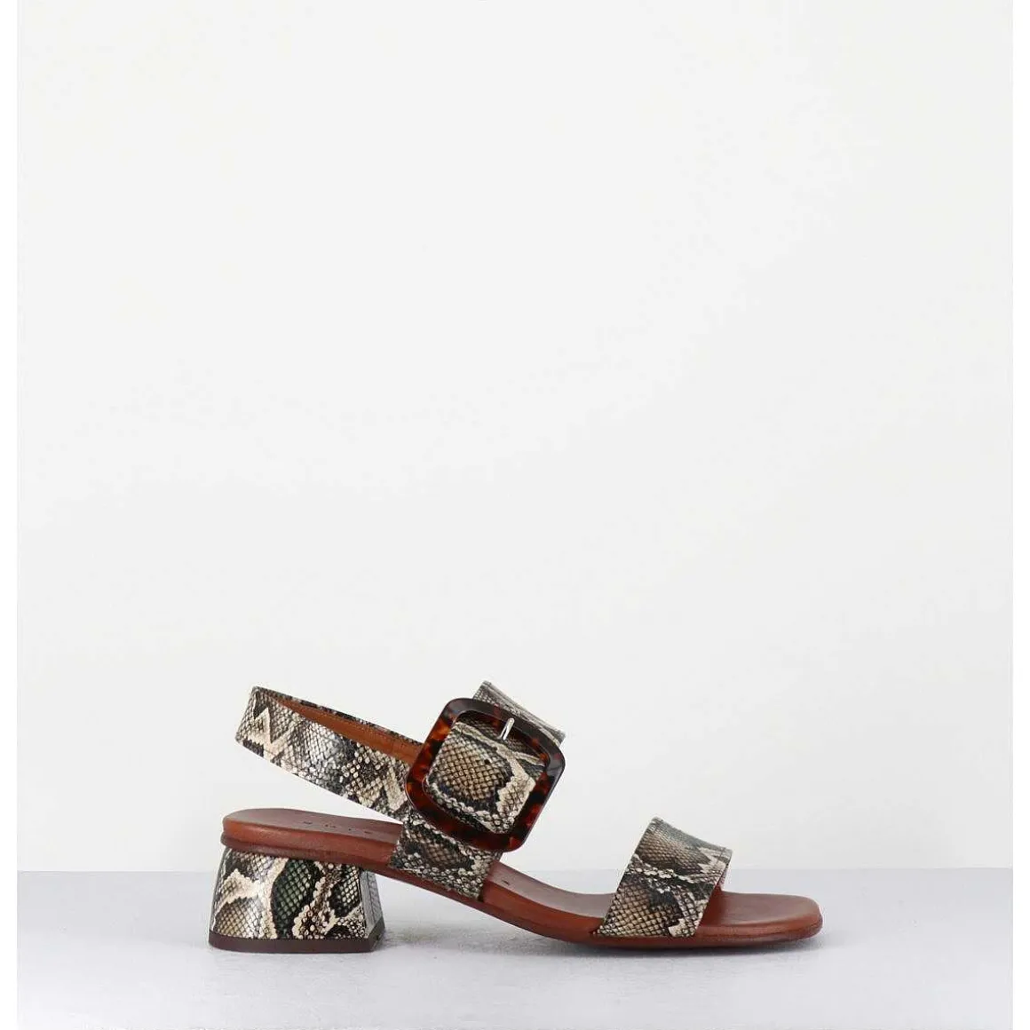 Sandales En Cuir Imprime Serpent, Boucle Ecaille & Petit Talon - Quanda44 Nara Mili