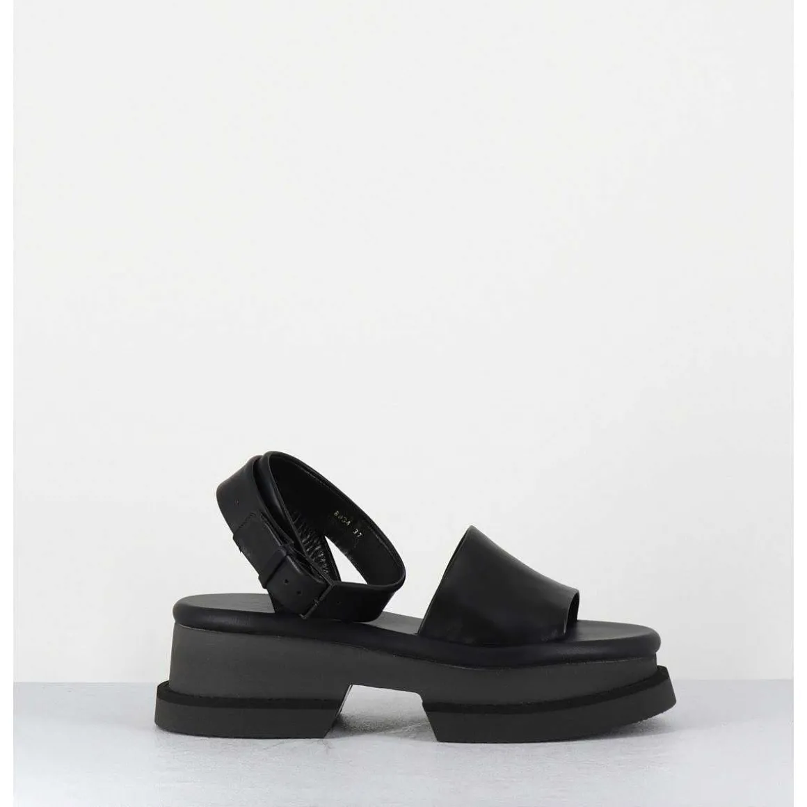 Sandales En Cuir Noir Semelle Bloc Legere - Filate Noir