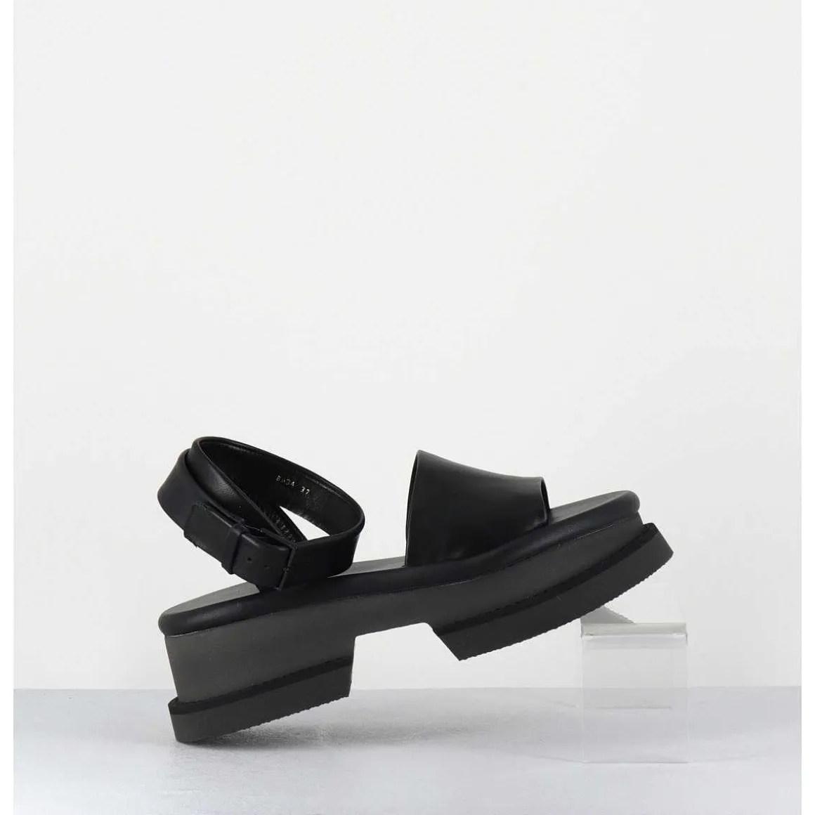 Sandales En Cuir Noir Semelle Bloc Legere - Filate Noir