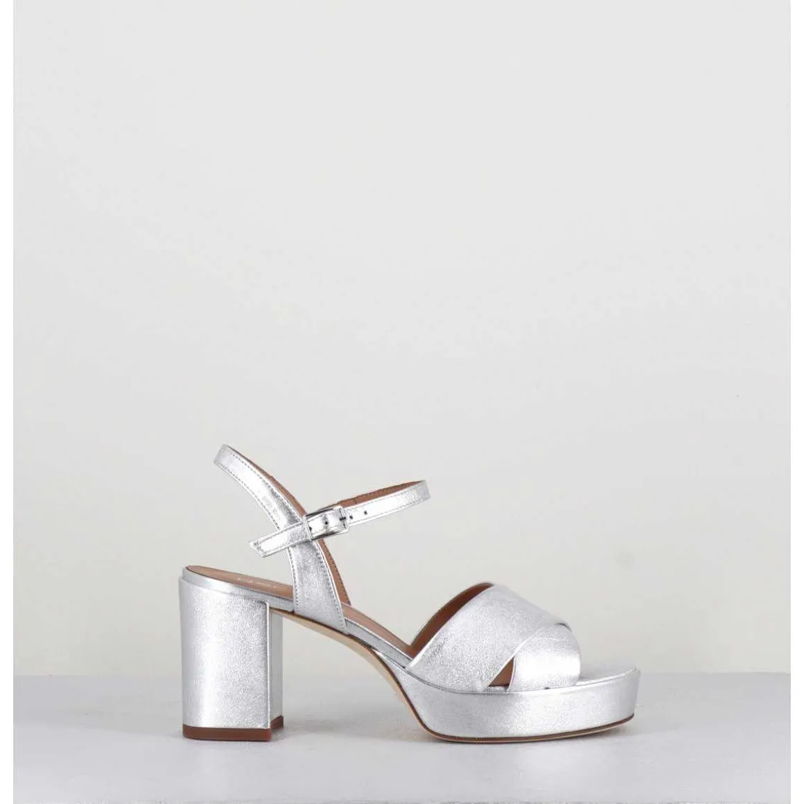Sandales En Cuir Souple Metallise Argent - Julia23 Silver