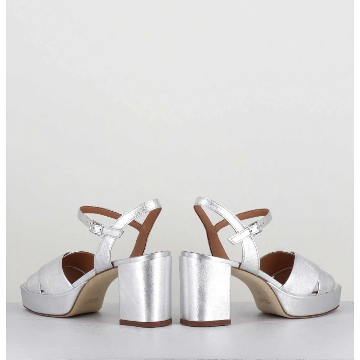 Sandales En Cuir Souple Metallise Argent - Julia23 Silver