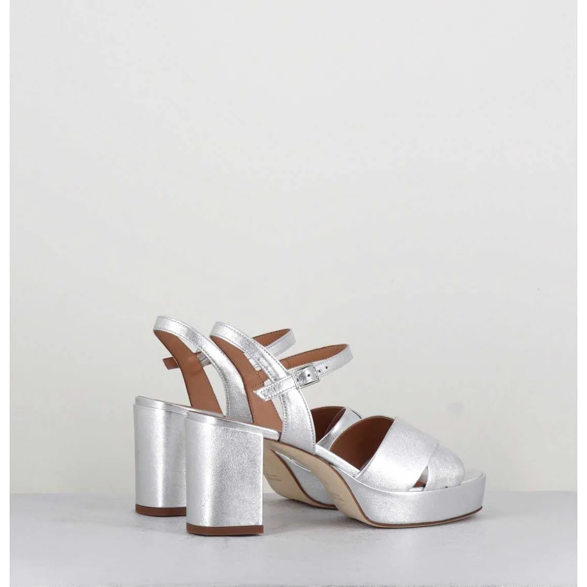 Sandales En Cuir Souple Metallise Argent - Julia23 Silver