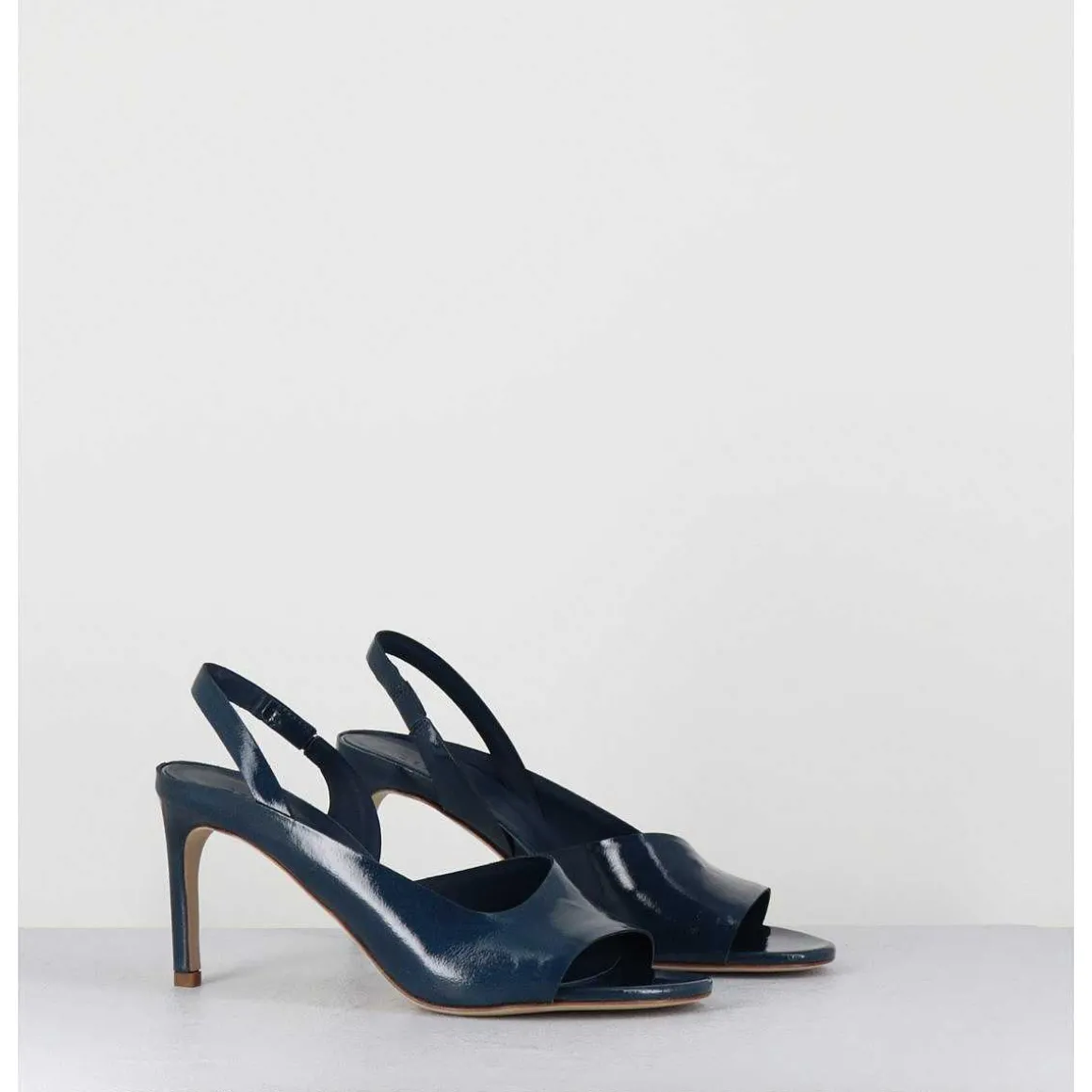 Sandales En Cuir Vernis Bleu Marine Talon Fin - 11537 Vetro Jeans