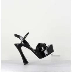 Sandales En Cuir Vernis Noir A Talon Haut - Mira Nero