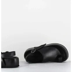 Sandales Entre-Doigts Semelle Epaisse En Cuir Noir - Gaviv3 Buffy Nero