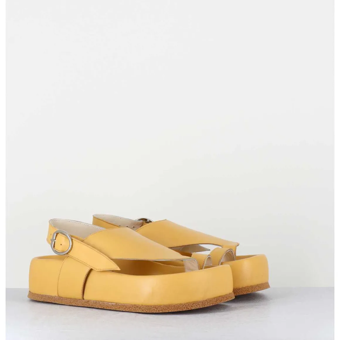 Sandales Entre-Doigts Semelle Epaisse En Cuir Jaune - Gaviv2 Buffy Senape