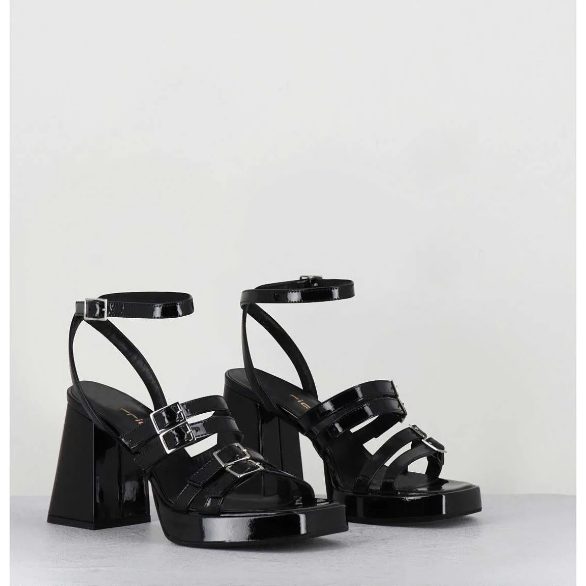 Sandales Multi-Brides A Plateforme En Cuir Vernis Noir - Minate Vernice Nero