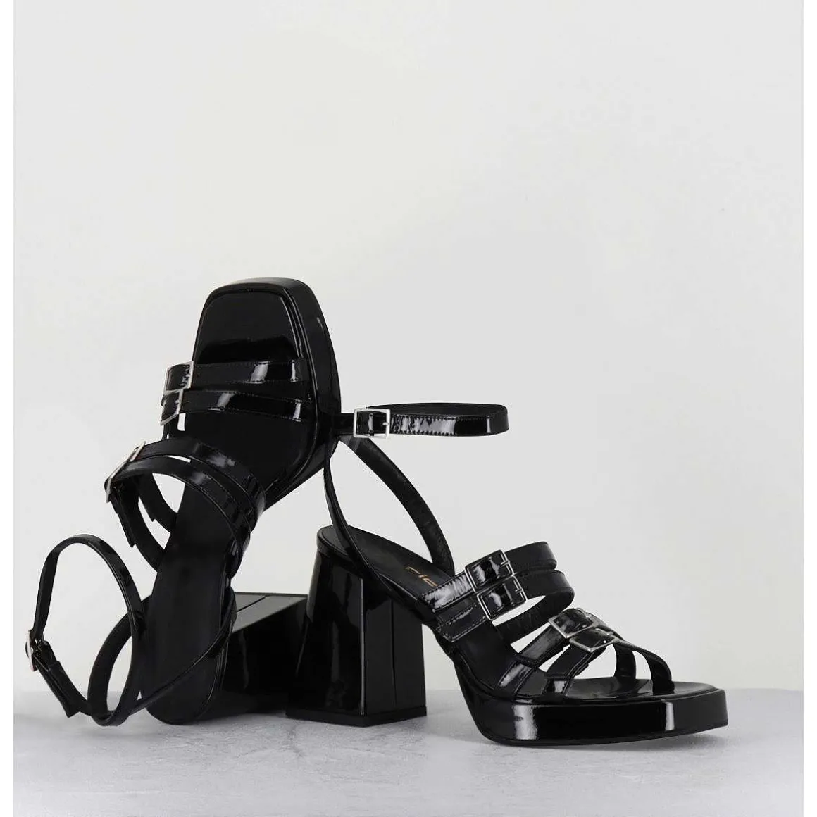 Sandales Multi-Brides A Plateforme En Cuir Vernis Noir - Minate Vernice Nero
