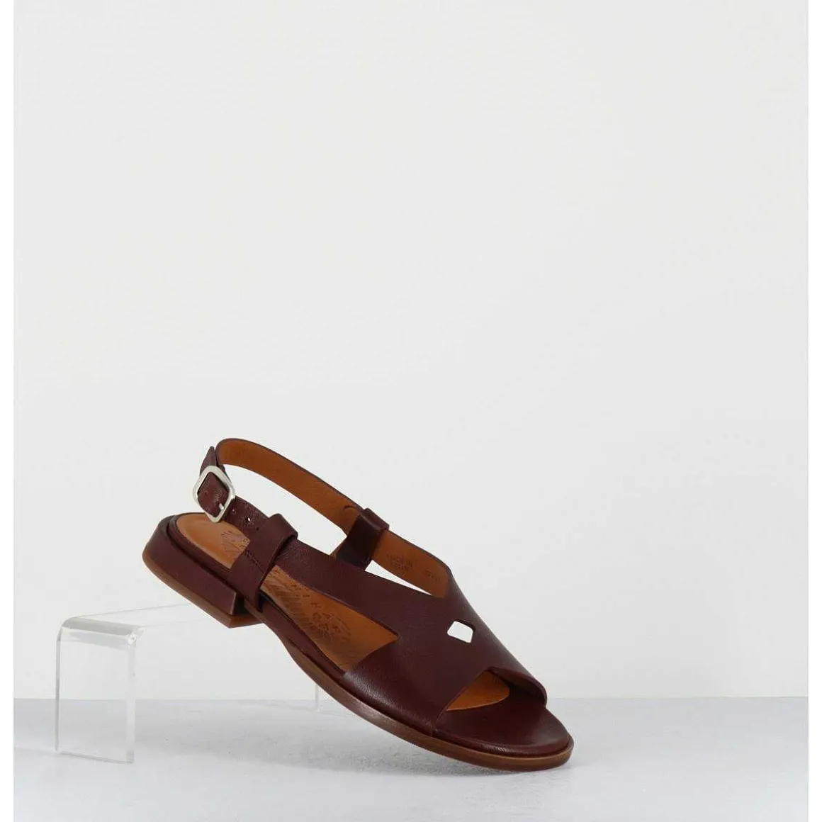 Sandales Plates En Cuir Marron - Wenta Pitbul Terra