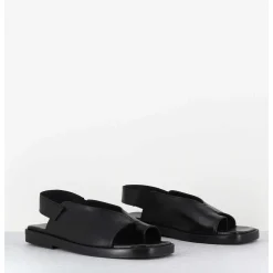 Sandales Plates En Cuir Noir Asymetrique - Ara Trill Nero