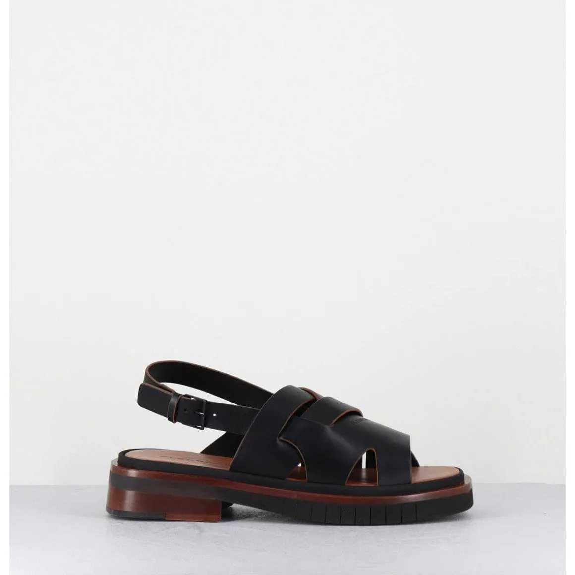 Sandales Plates En Cuir Noir - Alaris Sport Noir