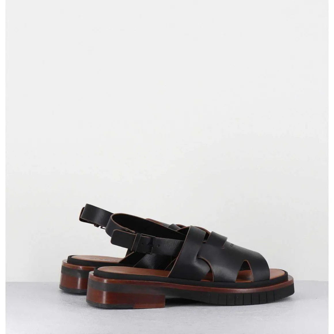 Sandales Plates En Cuir Noir - Alaris Sport Noir