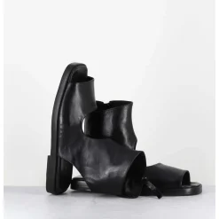 Sandales Plates 'Open-Boots' Destructure En Cuir Noir - Ara Trill Nero