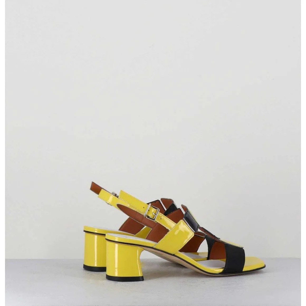 Sandales 60S Bout Carre En Cuir Vernis Jaune & Noir - Lefai Yellow Black