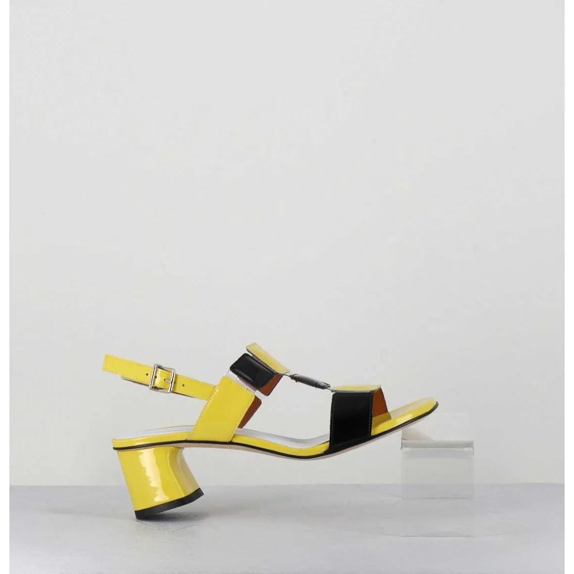 Sandales 60S Bout Carre En Cuir Vernis Jaune & Noir - Lefai Yellow Black
