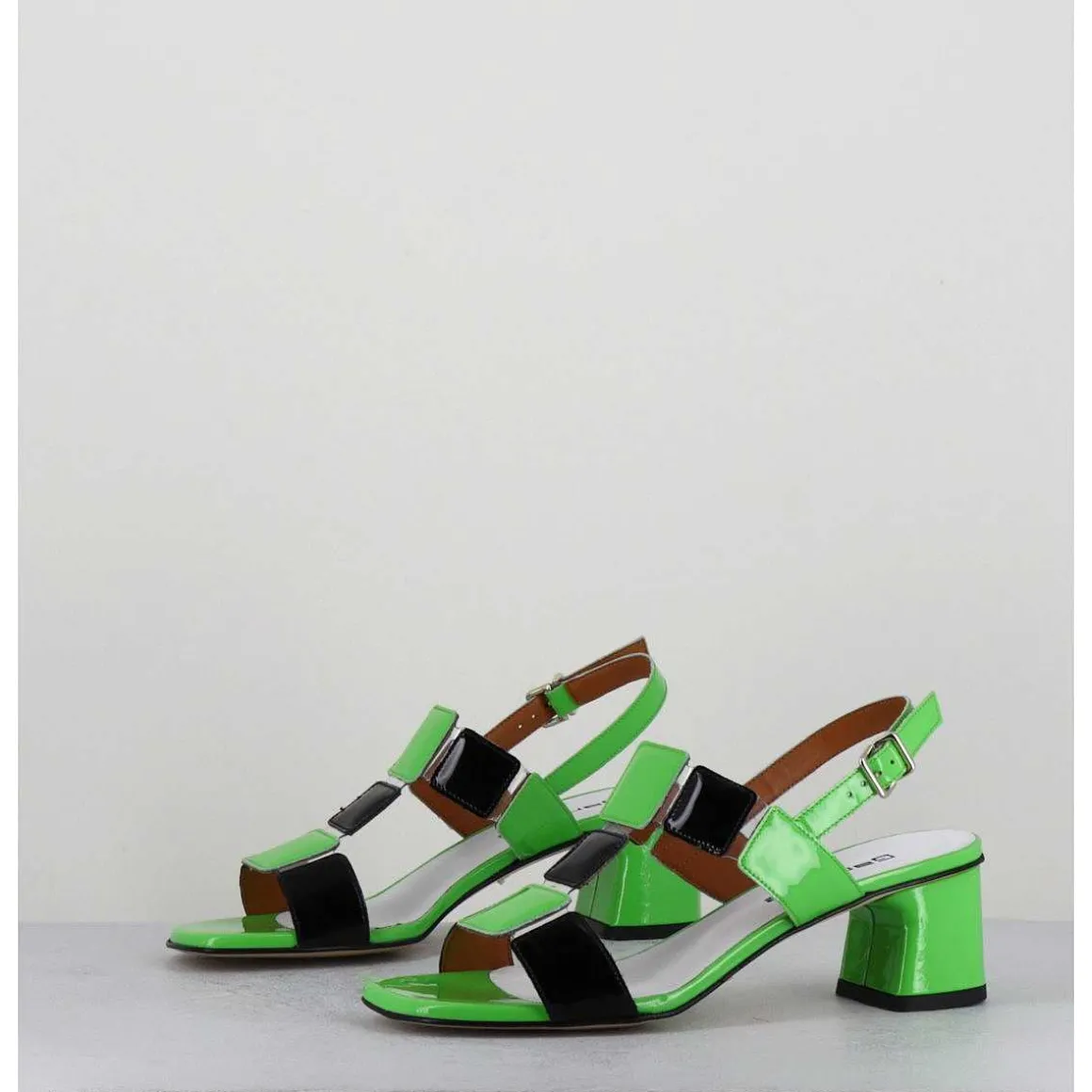 Sandales 60S Bout Carre En Cuir Vernis Vert & Noir - Lefai Green Black