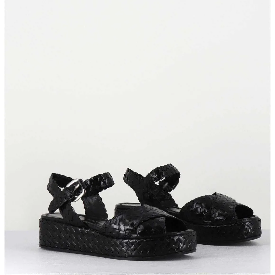 Sandales Semelle Epaisse En Cuir Tresse Noir - Vero24 Nero