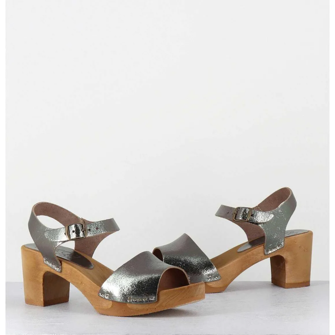 Sandales-Sabots A Talon Legers En Cuir Metallise Argente - 484-054 Old Metal
