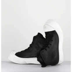 Sneakers En Cuir Huile Noir & Semelle Blanc Destructuree - 3543 Gas Nero