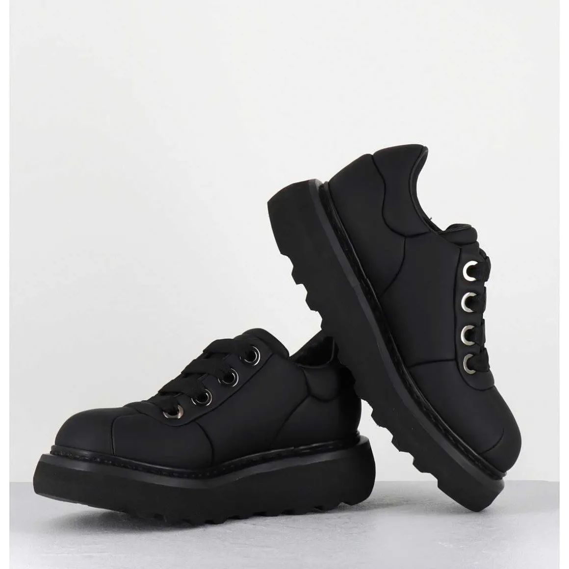 Sneakers En Cuir Noir Semelle Epaisse - M6610 Custo Nero