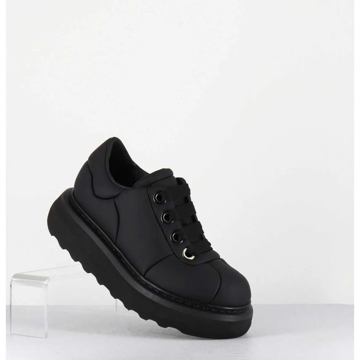 Sneakers En Cuir Noir Semelle Epaisse - M6610 Custo Nero