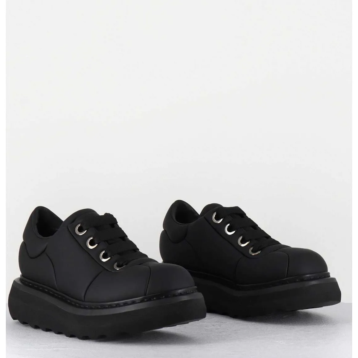 Sneakers En Cuir Noir Semelle Epaisse - M6610 Custo Nero