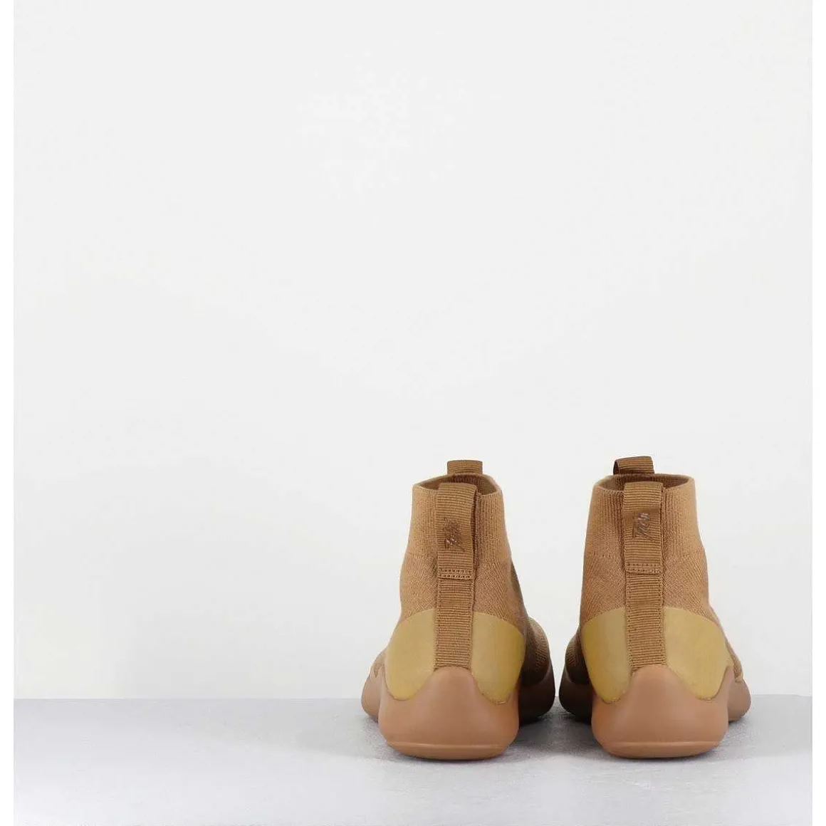 Tabi Hightop Brown