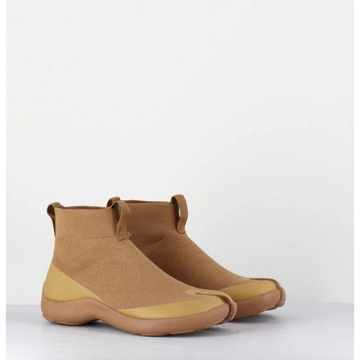 Tabi Hightop Brown