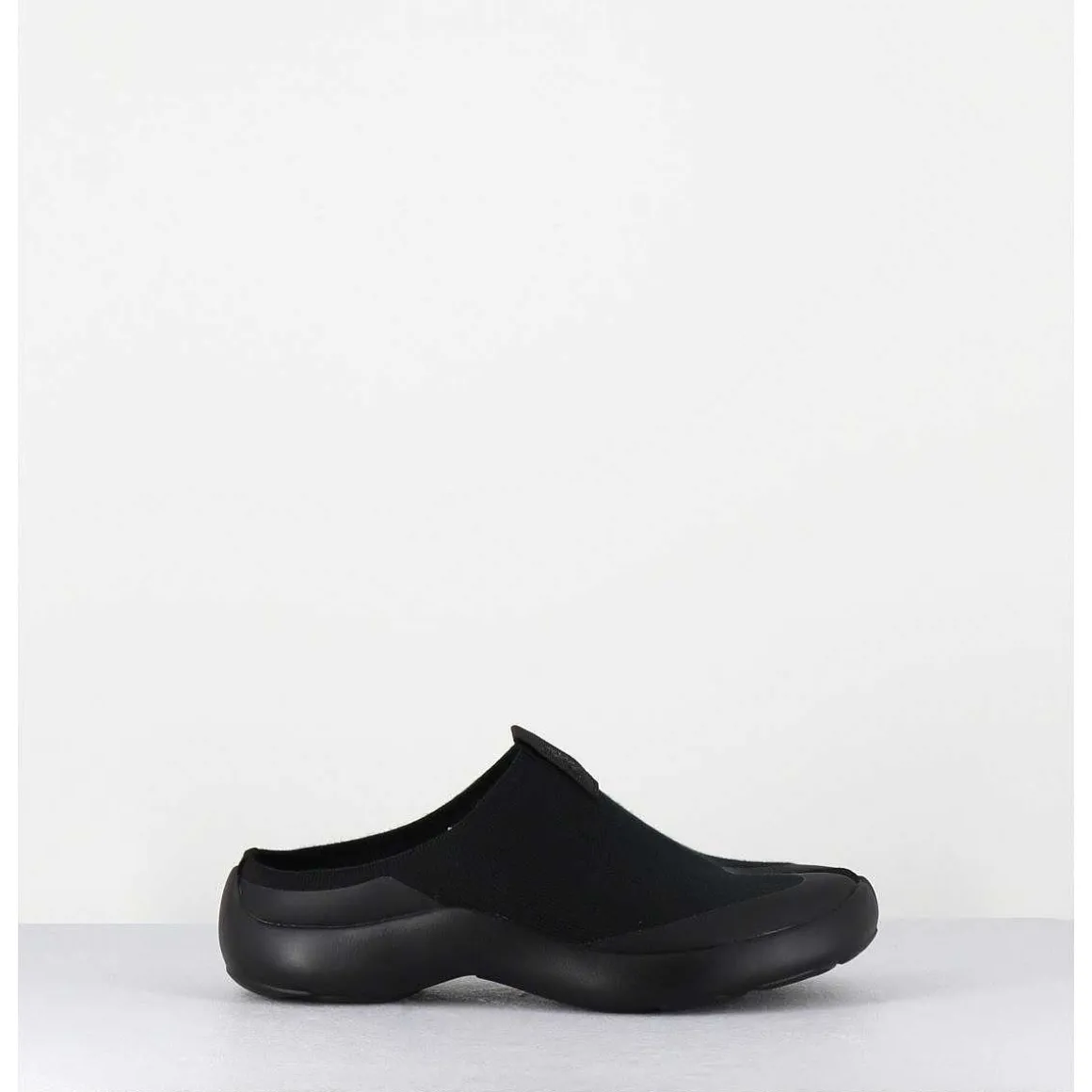 Tabi Mules Black