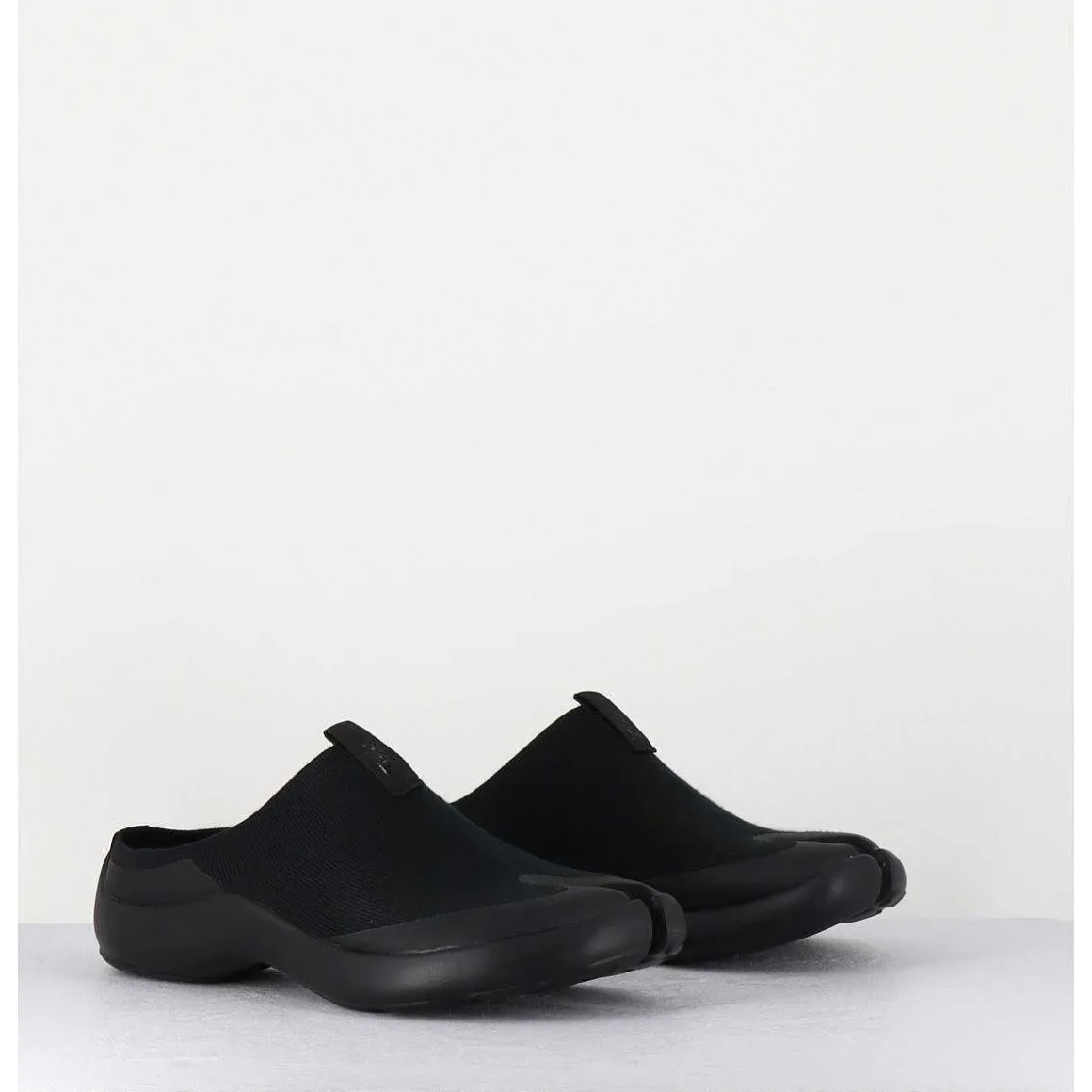 Tabi Mules Black