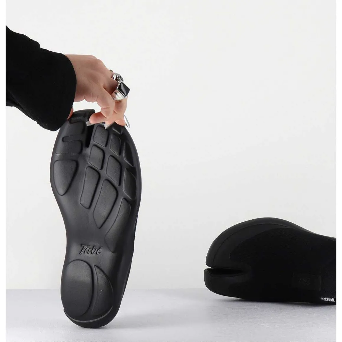 Tabi Mules Black